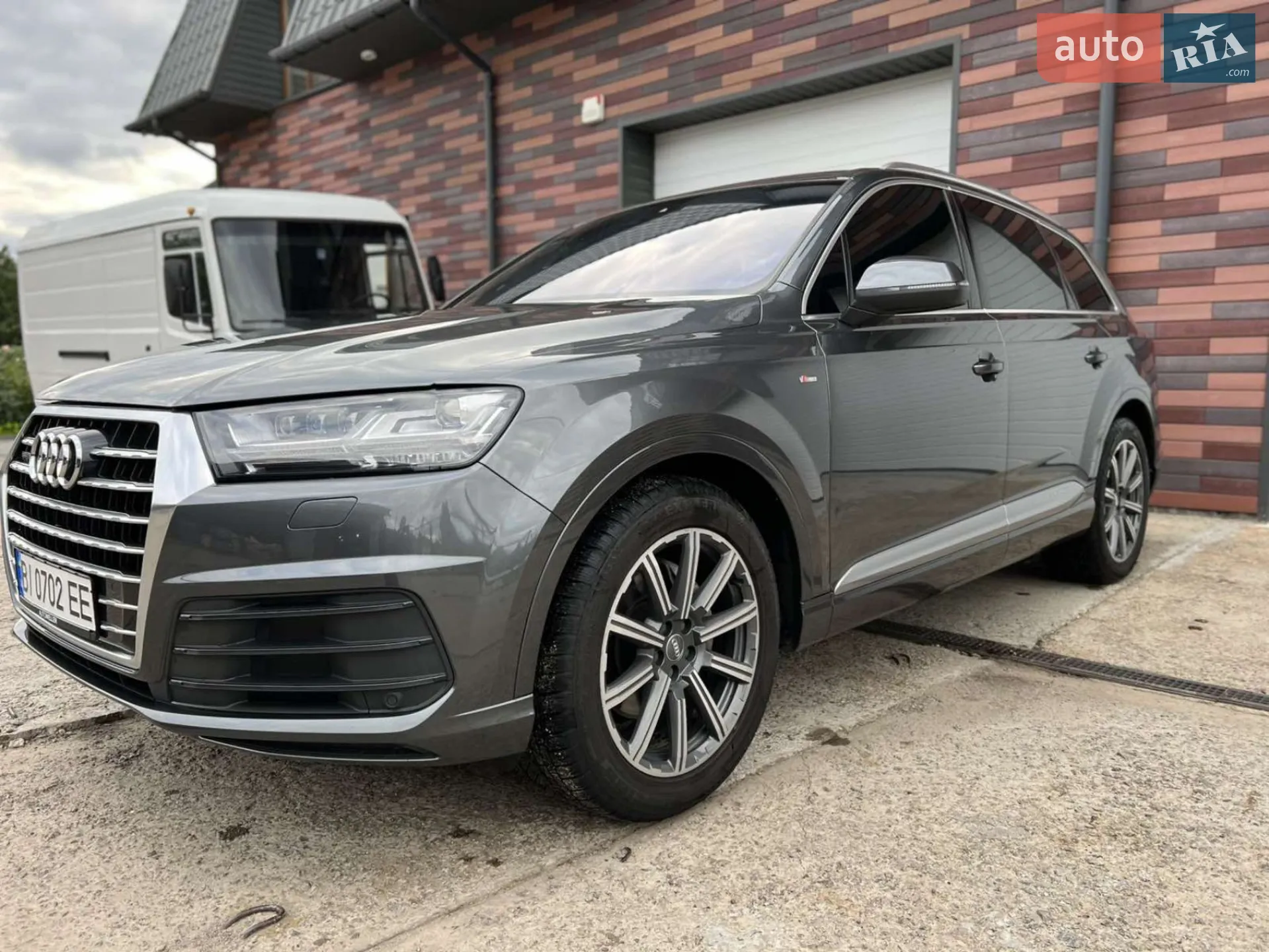 2016 Audi Q7 - мініатюра 2