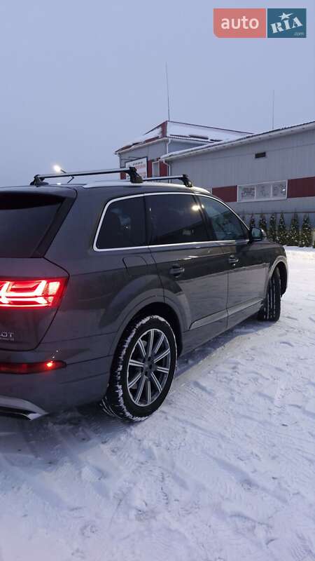 Внедорожник / Кроссовер Audi Q7 2018 в Луцке