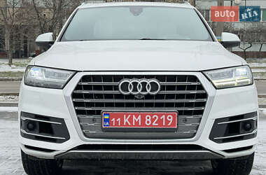 Внедорожник / Кроссовер Audi Q7 2017 в Каменском