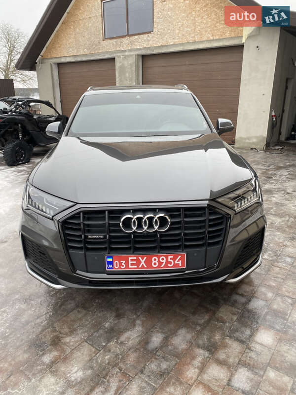Внедорожник / Кроссовер Audi Q7 2021 в Владимире