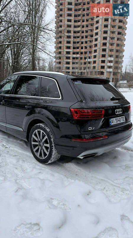 Внедорожник / Кроссовер Audi Q7 2018 в Киеве