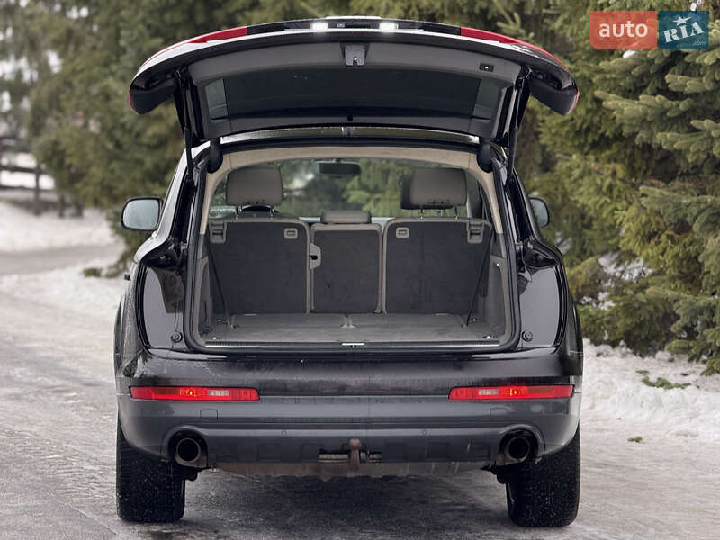 Внедорожник / Кроссовер Audi Q7 2009 в Тернополе