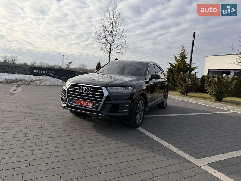 Внедорожник / Кроссовер Audi Q7 2019 в Мукачево