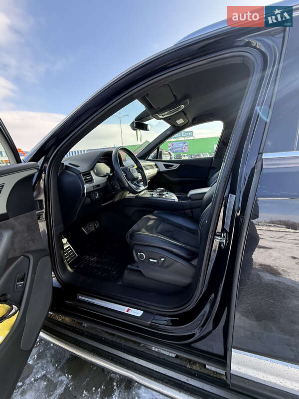 Позашляховик / Кросовер Audi Q7 2019 в Чернівцях фото 16 Позашляховик / Кросовер Audi Q7 2019 в Чернівцях