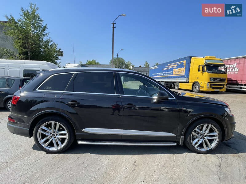 Позашляховик / Кросовер Audi Q7 2019 в Чернівцях фото 33 Позашляховик / Кросовер Audi Q7 2019 в Чернівцях