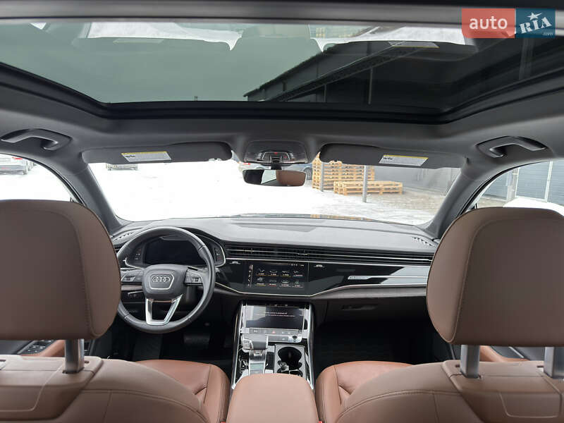 Позашляховик / Кросовер Audi Q7 2020 в Івано-Франківську