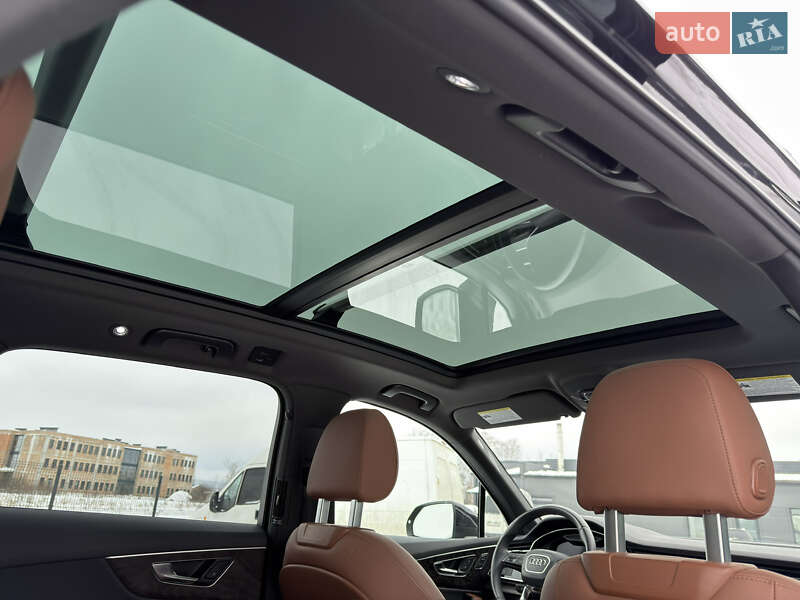 Позашляховик / Кросовер Audi Q7 2020 в Івано-Франківську