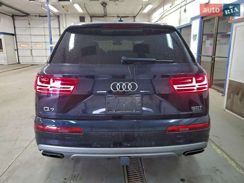 Позашляховик / Кросовер Audi Q7 2017 в Житомирі