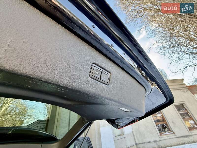 Позашляховик / Кросовер Audi Q7 2018 в Одесі