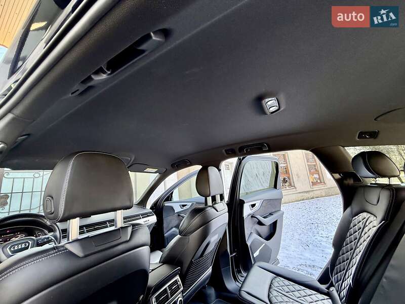 Позашляховик / Кросовер Audi Q7 2018 в Одесі