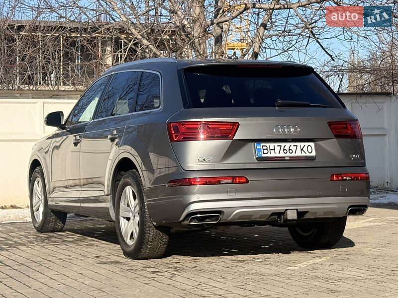Внедорожник / Кроссовер Audi Q7 2018 в Одессе