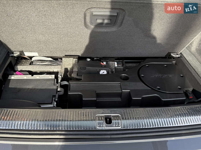 Внедорожник / Кроссовер Audi Q7 2018 в Одессе