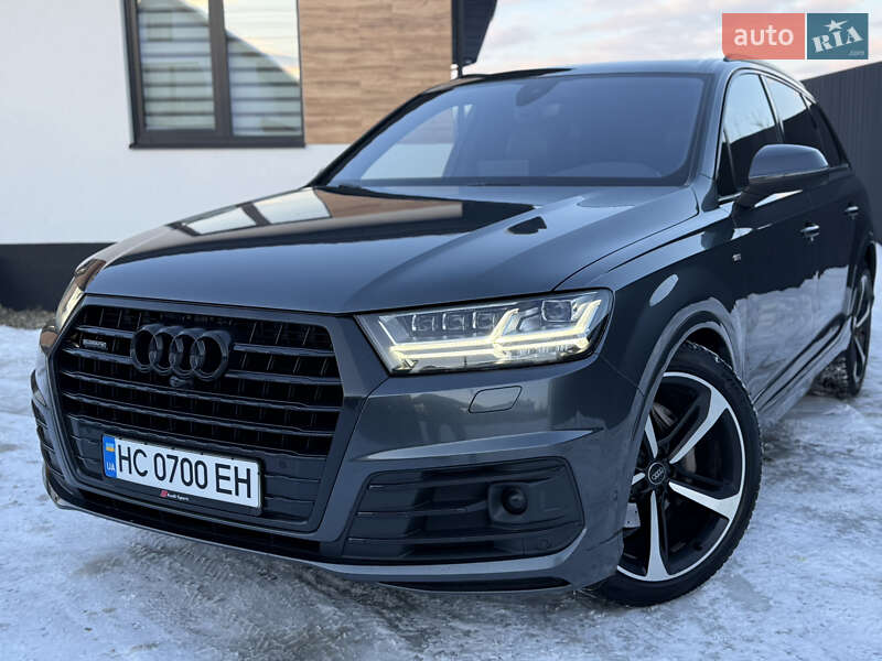Внедорожник / Кроссовер Audi Q7 2016 в Стрые