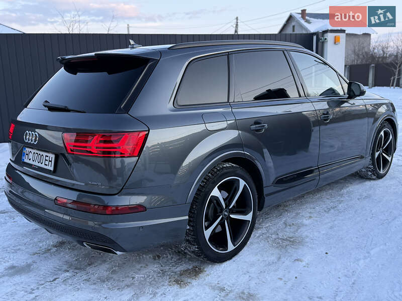 Внедорожник / Кроссовер Audi Q7 2016 в Стрые