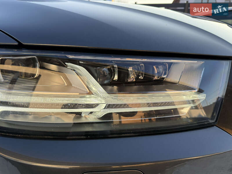 Внедорожник / Кроссовер Audi Q7 2016 в Стрые