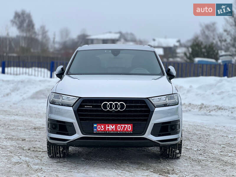Внедорожник / Кроссовер Audi Q7 2017 в Киеве
