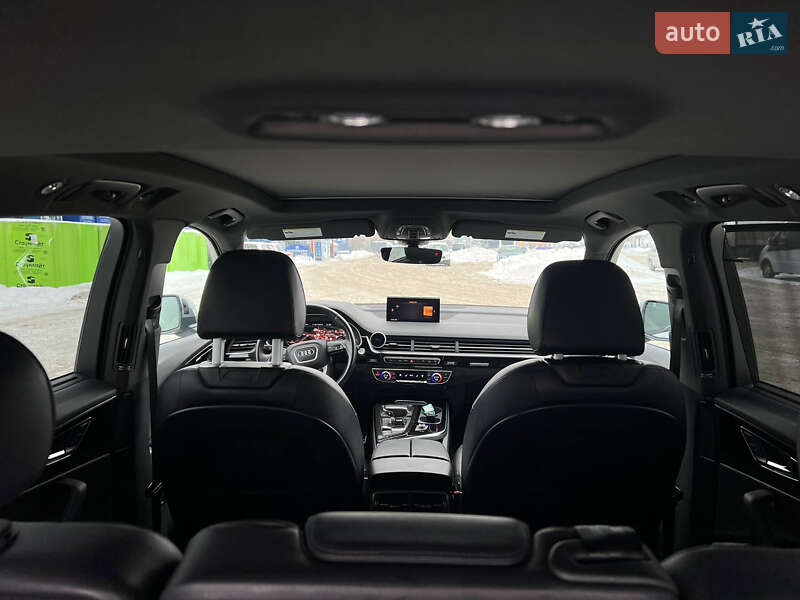 Внедорожник / Кроссовер Audi Q7 2017 в Киеве