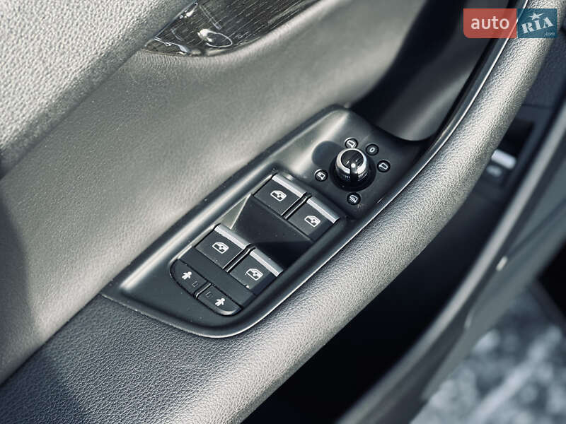 Внедорожник / Кроссовер Audi Q7 2016 в Кременчуге