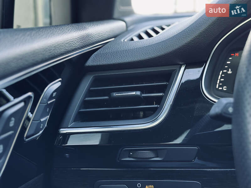 Внедорожник / Кроссовер Audi Q7 2016 в Кременчуге