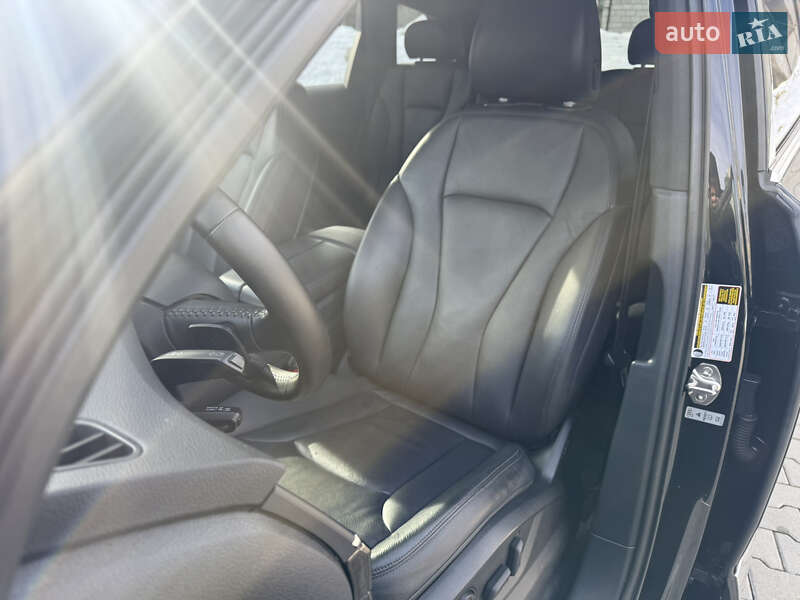 Позашляховик / Кросовер Audi Q7 2017 в Львові