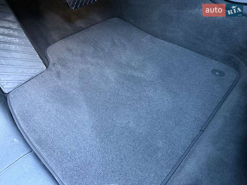 Внедорожник / Кроссовер Audi Q7 2017 в Ровно