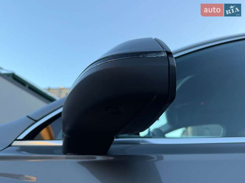 Внедорожник / Кроссовер Audi Q7 2017 в Ровно