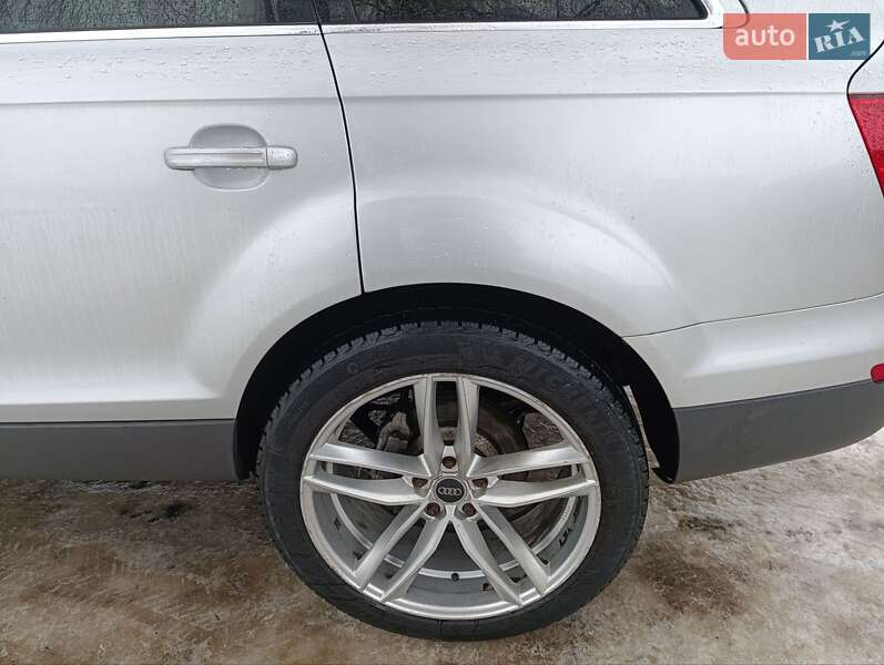 Позашляховик / Кросовер Audi Q7 2006 в Ковелі