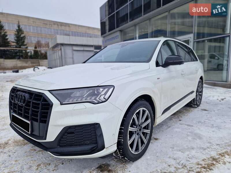 Внедорожник / Кроссовер Audi Q7 2023 в Харькове