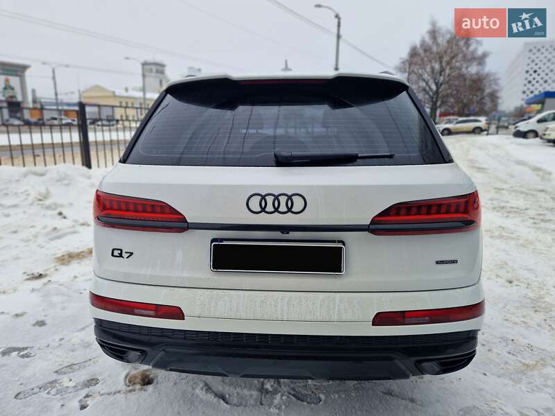 Внедорожник / Кроссовер Audi Q7 2023 в Харькове