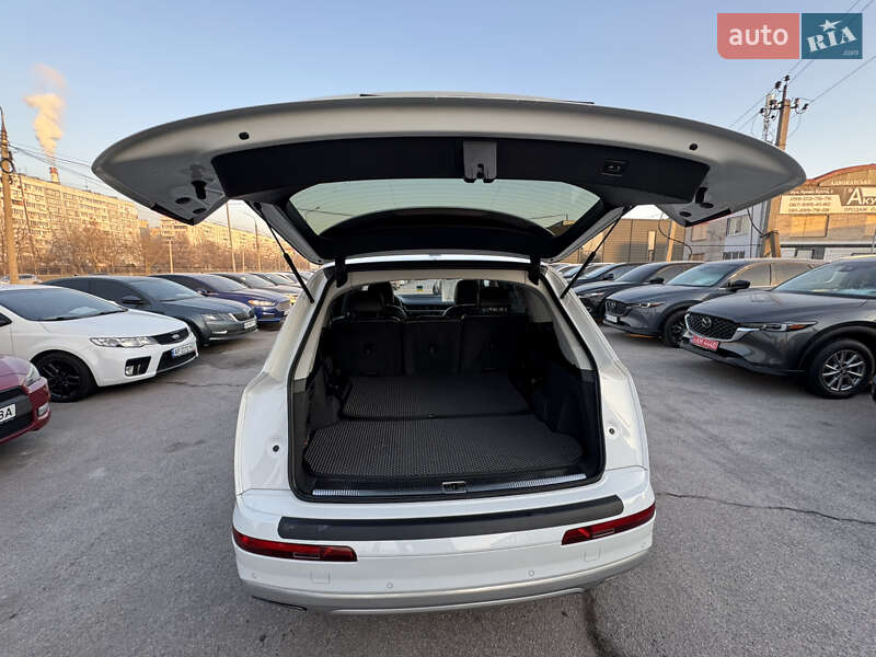 Внедорожник / Кроссовер Audi Q7 2017 в Запорожье фото 36 Внедорожник / Кроссовер Audi Q7 2017 в Запорожье