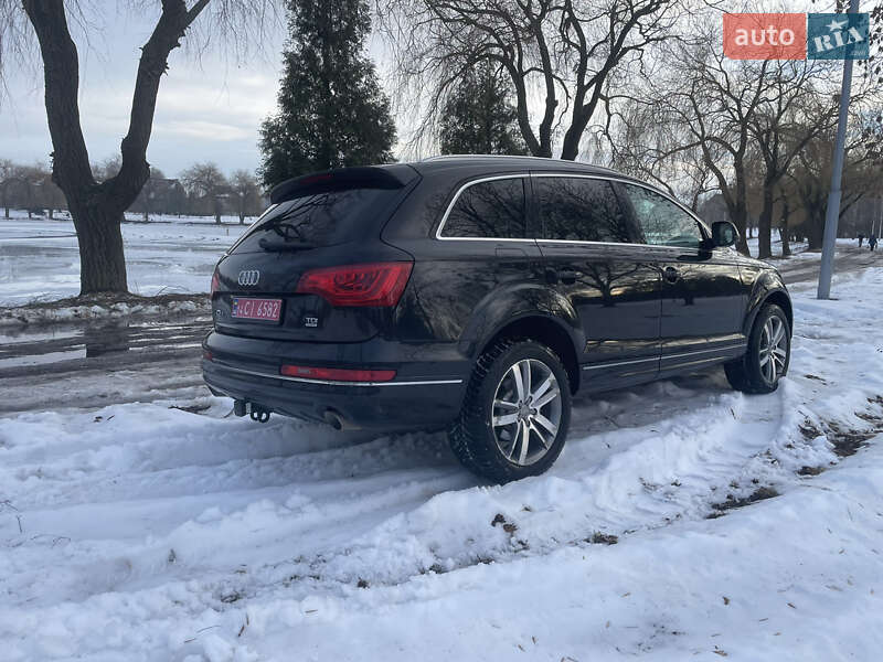 Позашляховик / Кросовер Audi Q7 2011 в Рівному