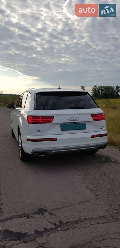 Позашляховик / Кросовер Audi Q7 2017 в Чорнобаї фото 2 Позашляховик / Кросовер Audi Q7 2017 в Чорнобаї