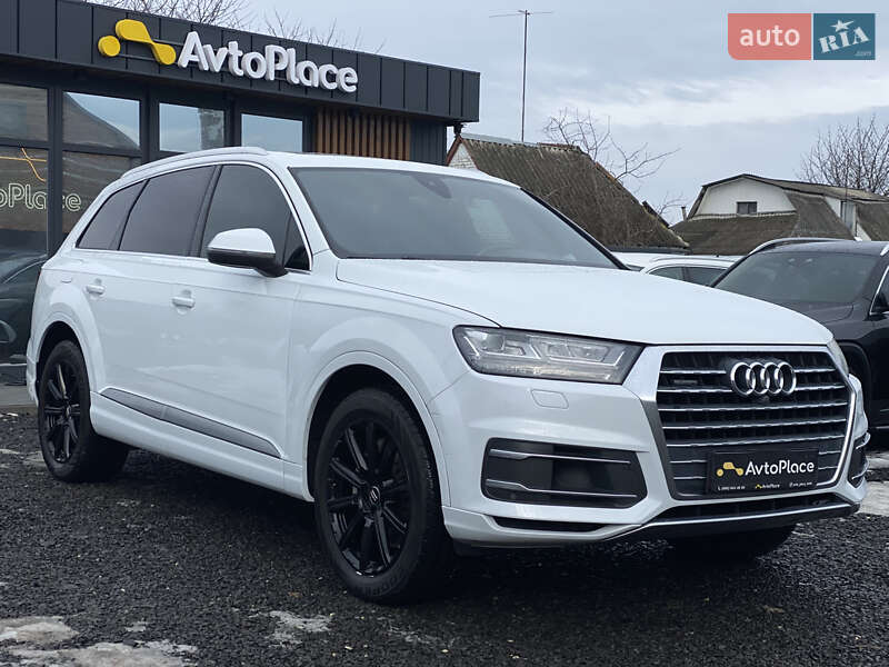 Внедорожник / Кроссовер Audi Q7 2016 в Луцке