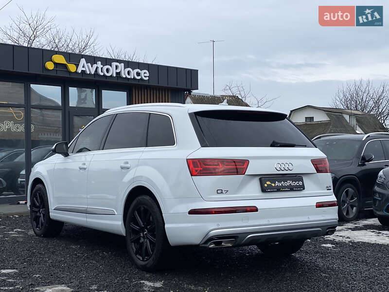 Внедорожник / Кроссовер Audi Q7 2016 в Луцке
