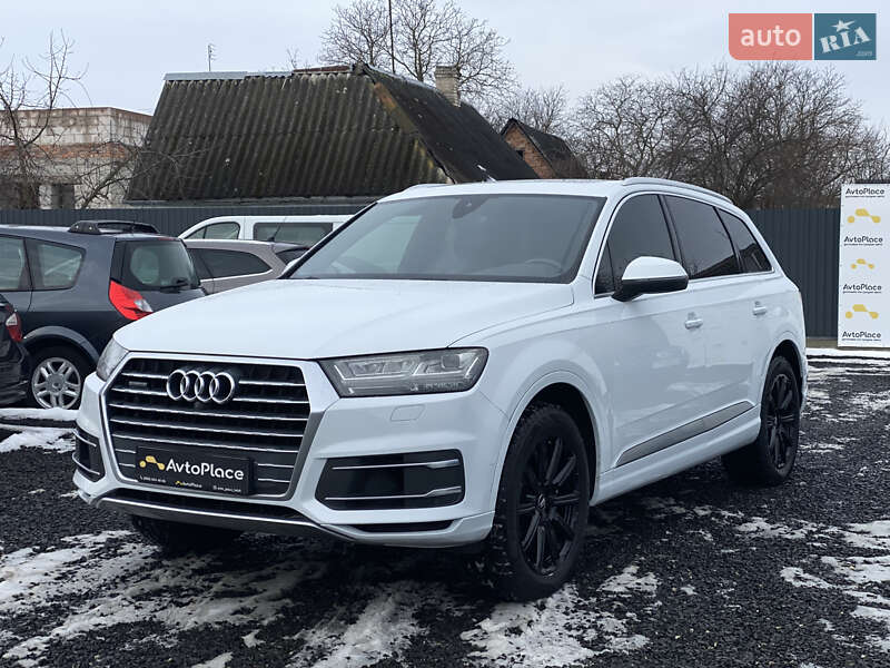 Внедорожник / Кроссовер Audi Q7 2016 в Луцке