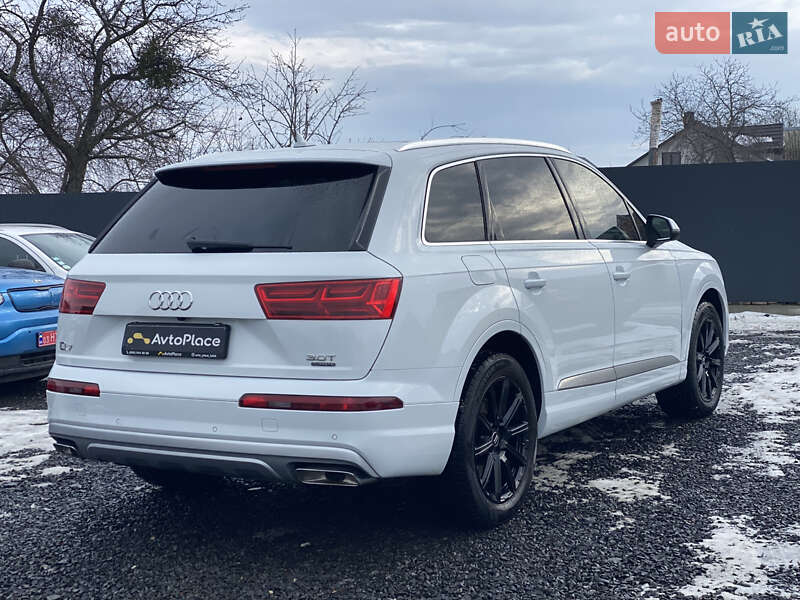Внедорожник / Кроссовер Audi Q7 2016 в Луцке