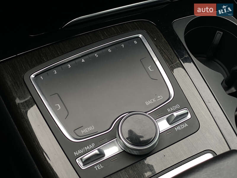 Внедорожник / Кроссовер Audi Q7 2016 в Луцке