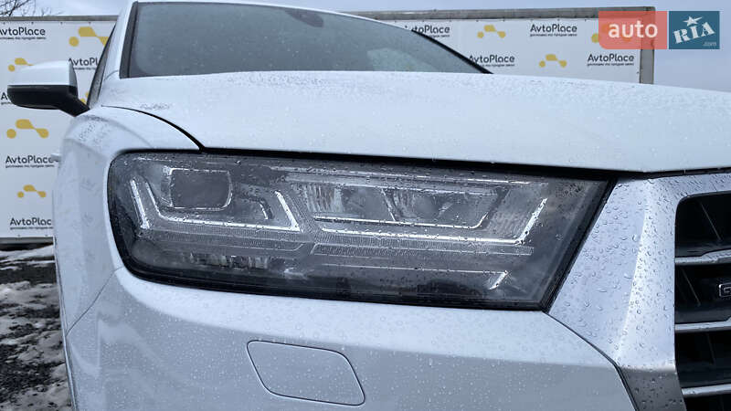 Внедорожник / Кроссовер Audi Q7 2016 в Луцке