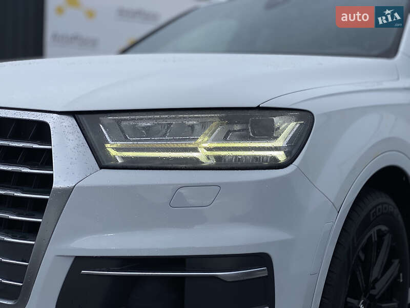 Внедорожник / Кроссовер Audi Q7 2016 в Луцке