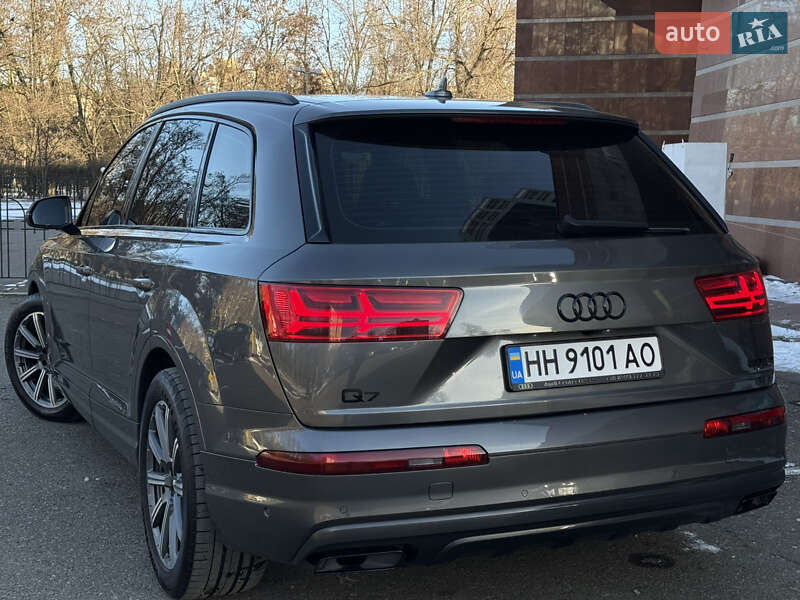 Внедорожник / Кроссовер Audi Q7 2019 в Одессе фото 25 Внедорожник / Кроссовер Audi Q7 2019 в Одессе