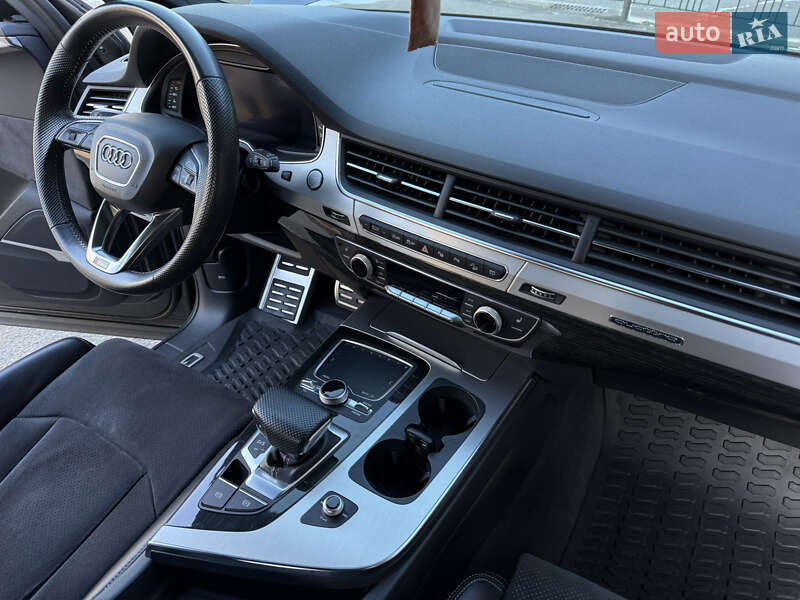 Внедорожник / Кроссовер Audi Q7 2019 в Одессе фото 43 Внедорожник / Кроссовер Audi Q7 2019 в Одессе