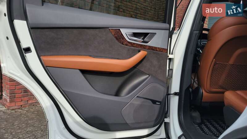 Позашляховик / Кросовер Audi Q7 2018 в Хмельницькому