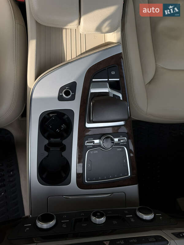 Позашляховик / Кросовер Audi Q7 2019 в Львові