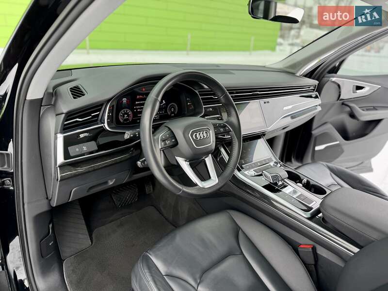 Позашляховик / Кросовер Audi Q7 2019 в Києві фото 28 Позашляховик / Кросовер Audi Q7 2019 в Києві