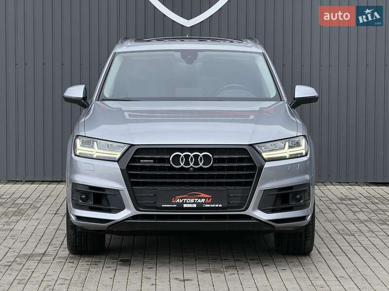 Внедорожник / Кроссовер Audi Q7 2017 в Мукачево
