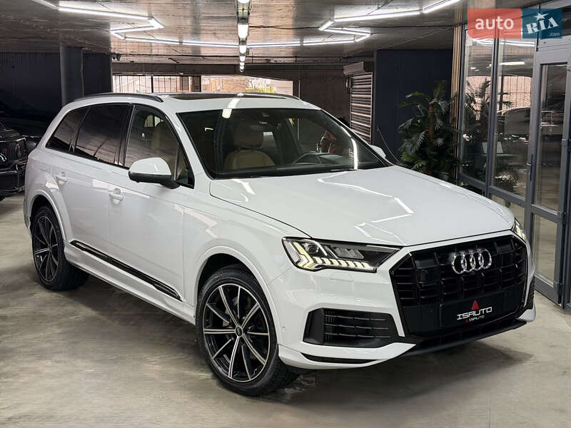 Позашляховик / Кросовер Audi Q7 2021 в Одесі фото Позашляховик / Кросовер Audi Q7 2021 в Одесі