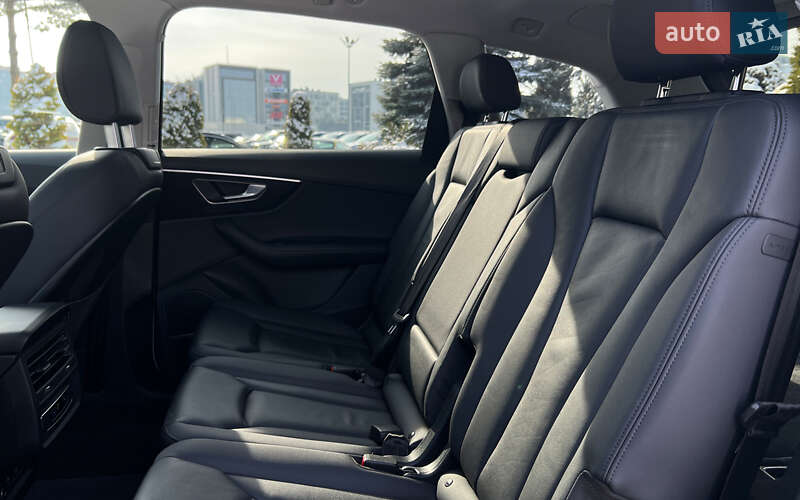 Позашляховик / Кросовер Audi Q7 2022 в Львові