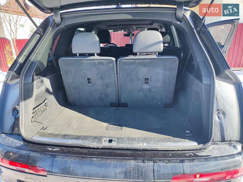Внедорожник / Кроссовер Audi Q7 2017 в Рокитном фото 8 Внедорожник / Кроссовер Audi Q7 2017 в Рокитном