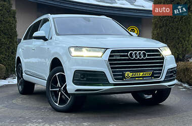 Позашляховик / Кросовер Audi Q7 2017 в Львові