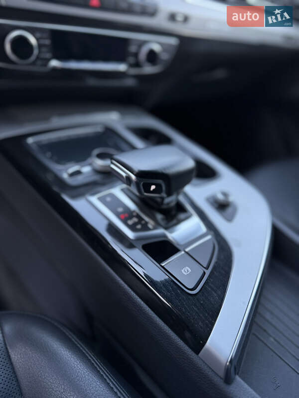 Позашляховик / Кросовер Audi Q7 2017 в Рівному фото 32 Позашляховик / Кросовер Audi Q7 2017 в Рівному